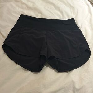 COPY - Lululemon black speed up shorts size: 6 perfect condition no waist band